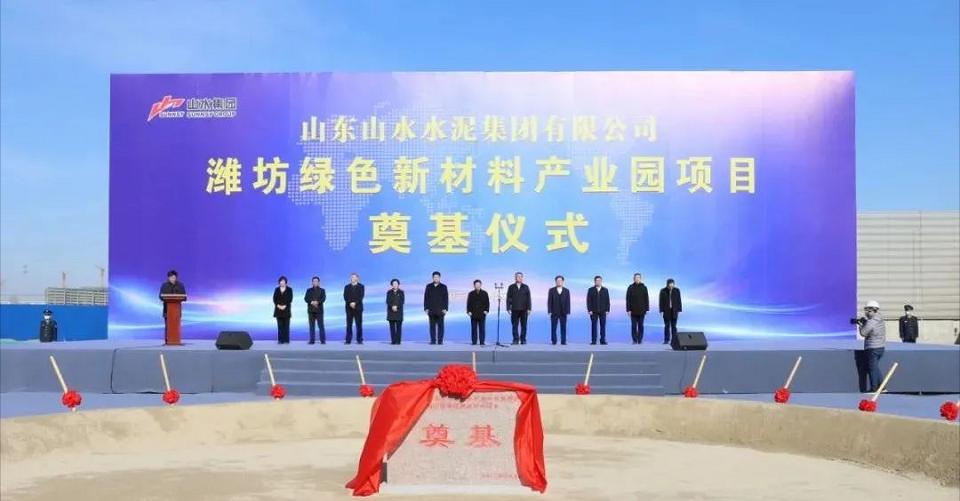 宓敬田最新动态揭秘,小巷中的特色小店带来意外惊喜。